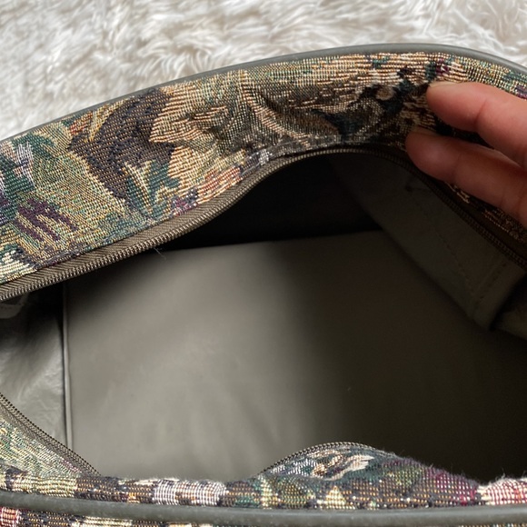 New under the seat tapestry floral carry on  bag - Picture 6 of 12